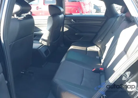 2022 Honda Accord Hybrid Sport z USA, uszkodzony, nr VIN 1HGCV3F26NA044046